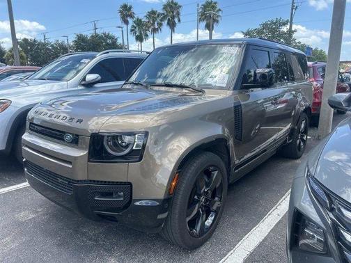 2023 Land Rover Defender X-Dynamic SE