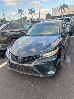 2020 Toyota Camry SE