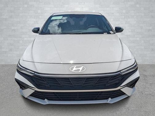 2025 Hyundai ELANTRA HEV SEL Sport