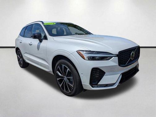 Crystal White Metallic 2024 Volvo XC60 B5 Plus Dark Theme