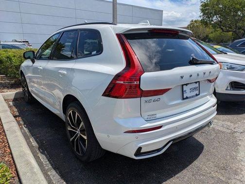 Crystal White Metallic 2024 Volvo XC60 B5 Plus Dark Theme