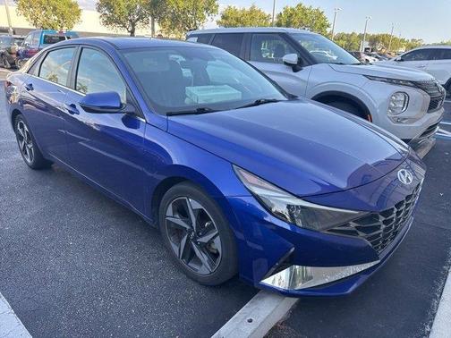 2021 Hyundai ELANTRA SEL