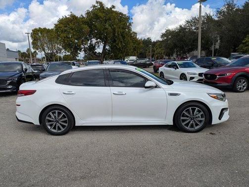 2019 Kia Optima EX