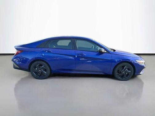 2026 Hyundai ELANTRA HEV SEL Sport