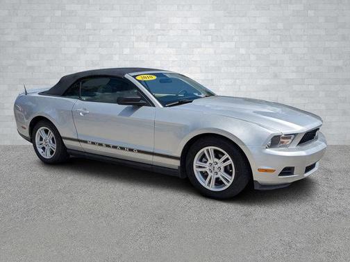 2010 Ford Mustang V6