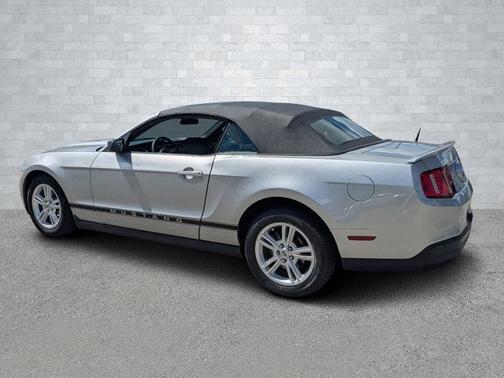 2010 Ford Mustang V6