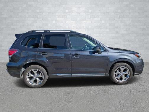 2017 Subaru Forester 2.5i Touring