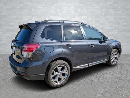 2017 Subaru Forester 2.5i Touring