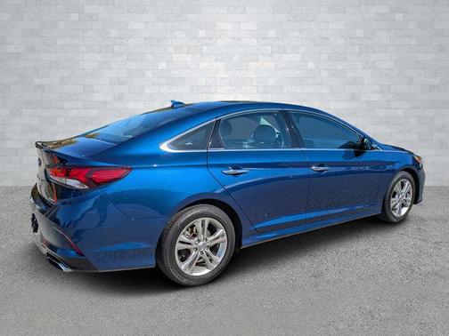 2018 Hyundai SONATA Limited