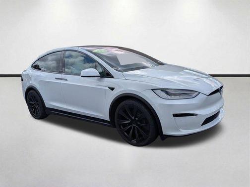 Pearl White Multi 2022 Tesla Model X Plaid