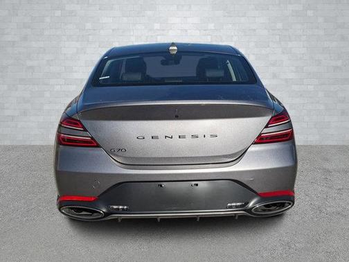 2024 Genesis G70 2.5T