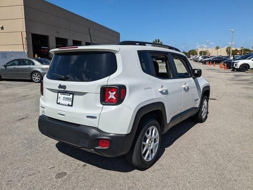 2022 Jeep Renegade Latitude