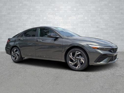 2025 Hyundai ELANTRA HEV SEL Sport
