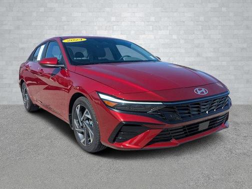 2024 Hyundai ELANTRA SEL