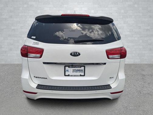 2018 Kia Sedona SX