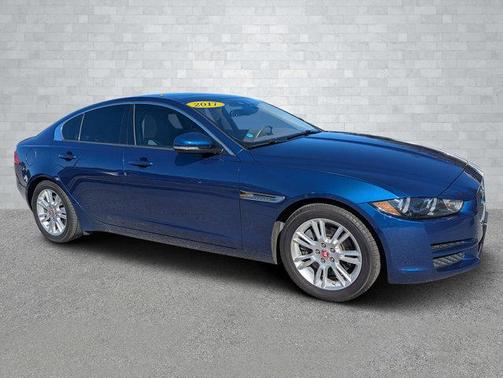 2017 Jaguar XE 25t Premium