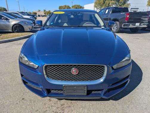 2017 Jaguar XE 25t Premium
