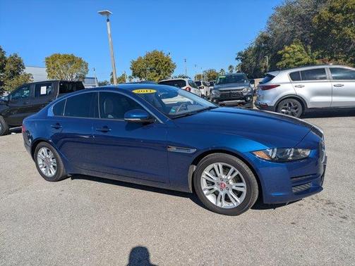 2017 Jaguar XE 25t Premium