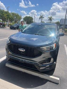 2022 Ford Edge ST Line