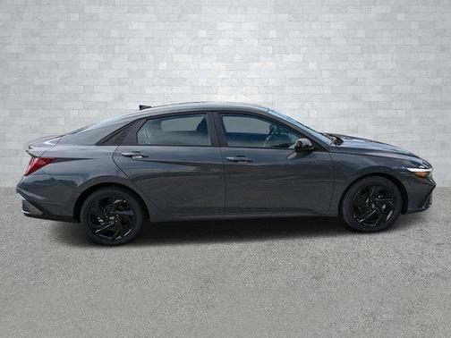 2026 Hyundai ELANTRA SEL