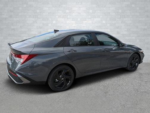 2026 Hyundai ELANTRA SEL