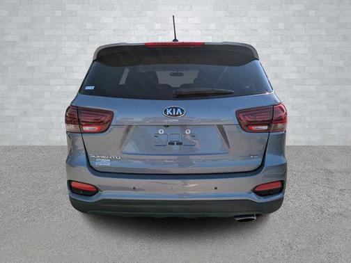 2020 Kia Sorento S