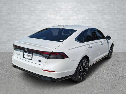 2023 Honda Accord Hybrid Touring