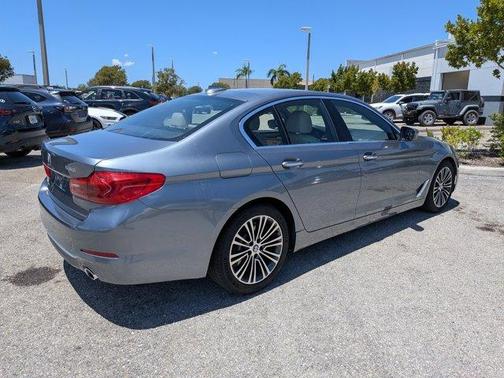 Bluestone Metallic 2018 BMW 530 i