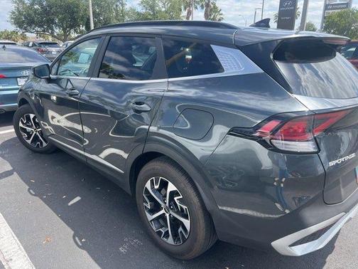 2025 Kia Sportage EX