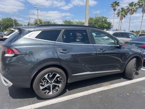 2025 Kia Sportage EX