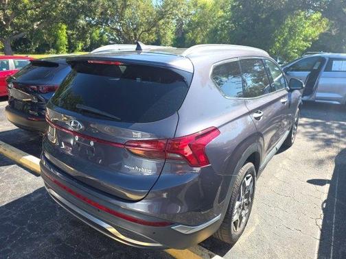 2022 Hyundai SANTA FE HEV SEL Premium
