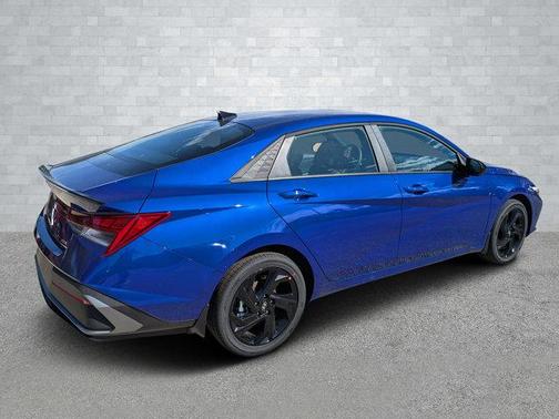 2026 Hyundai ELANTRA HEV SEL Sport