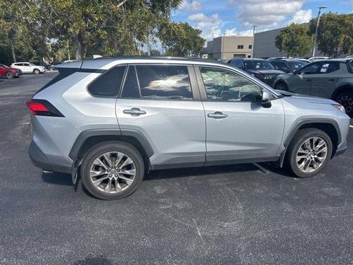 2019 Toyota RAV4 Limited