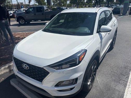 2020 Hyundai TUCSON Sport