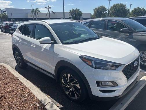 2020 Hyundai TUCSON Sport