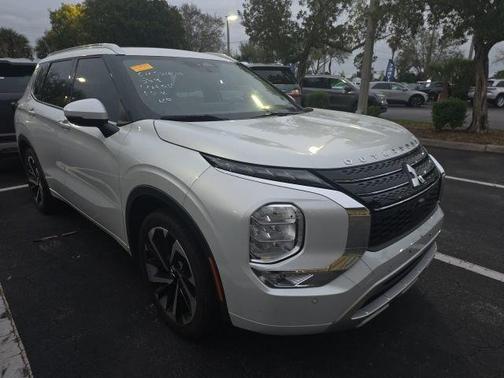2022 Mitsubishi Outlander SEL