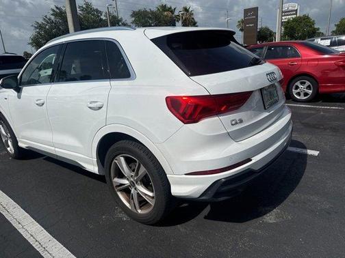 2021 Audi Q3 45 S line Premium