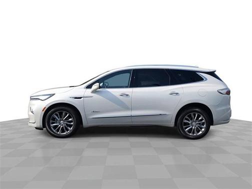 2022 Buick Enclave AWD Avenir