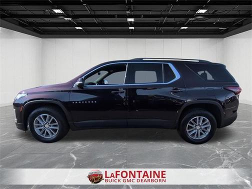 2022 Chevrolet Traverse LT Cloth