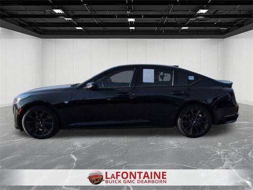 2022 Cadillac CT5 Sport