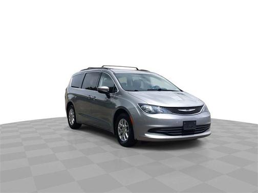 2020 Chrysler Voyager LXI