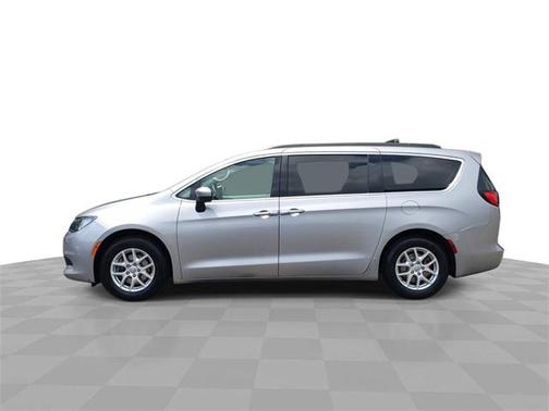 2020 Chrysler Voyager LXI