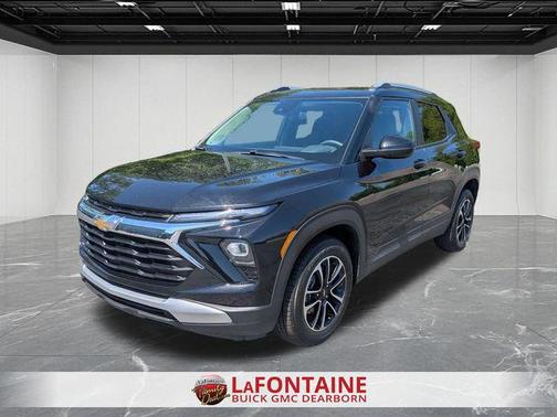 Mosaic Black Metallic 2024 Chevrolet Trailblazer LT