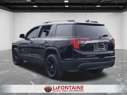 2023 GMC Acadia AWD AT4