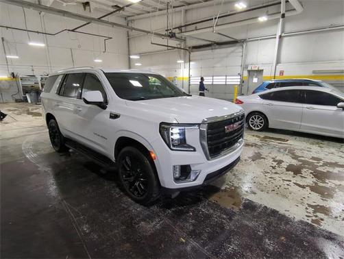 2023 GMC Yukon SLE