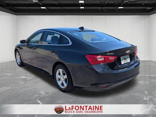 Mosaic Black Metallic 2023 Chevrolet Malibu FWD 1LT