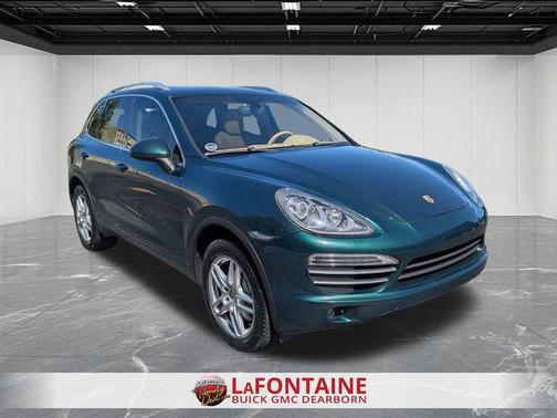 Jet Green Metallic 2011 Porsche Cayenne Cayenne