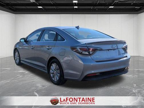 Pewter Gray Metallic 2016 Hyundai SONATA Hybrid SE
