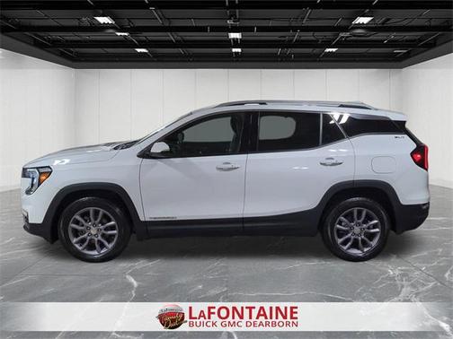 2022 GMC Terrain SLT