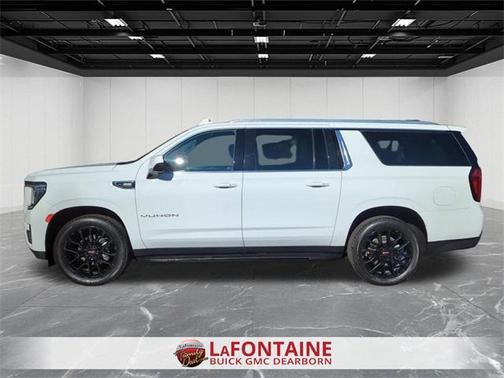 2022 GMC Yukon XL SLE
